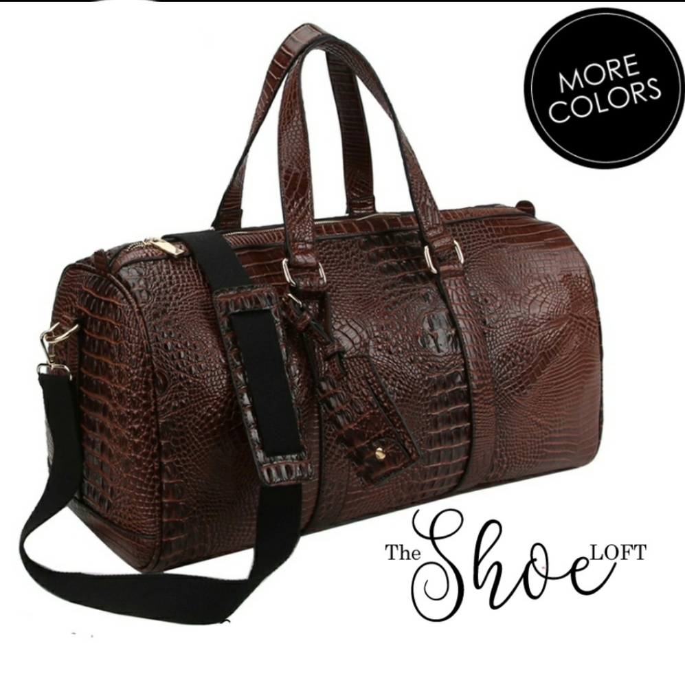 Embossed Duffle Set